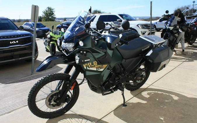 2026 Kawasaki KLR®650 Adventure ABS