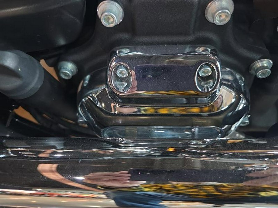 2024 Harley-Davidson® FLHCS - Heritage Classic