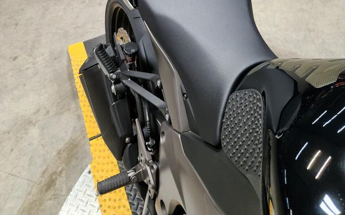 2011 Kawasaki Ninja 1000 - FP8949