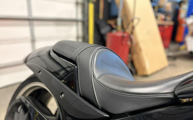 2014 VICTORY Hammer 8Ball Black