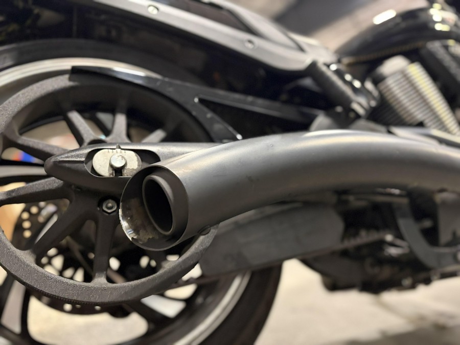 2014 VICTORY Hammer 8Ball Black