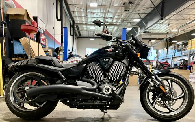 2014 VICTORY Hammer 8Ball Black