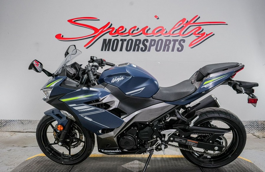 2022 Kawasaki Ninja 400 ABS