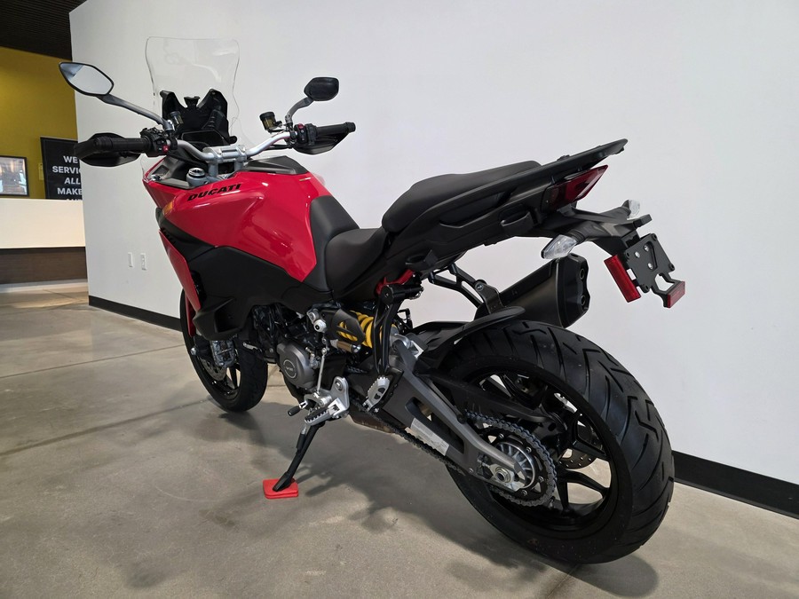 2025 Ducati Multistrada V2