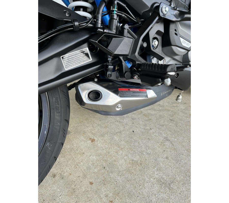 2025 CFMOTO NK 300