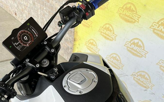 2025 CFMOTO NK 300