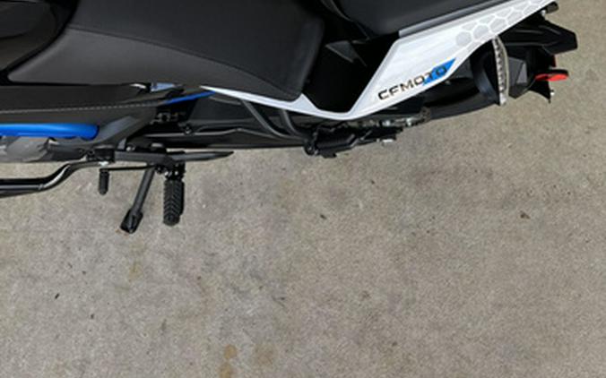 2025 CFMOTO NK 300