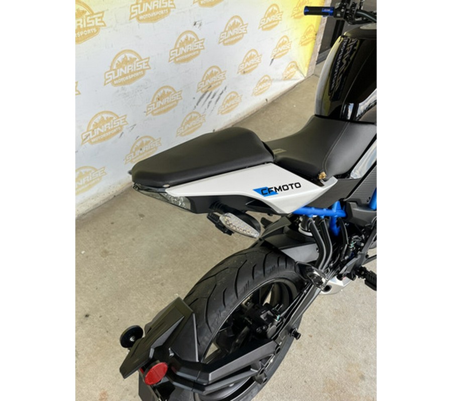 2025 CFMOTO NK 300