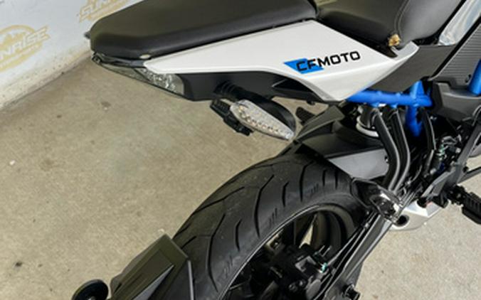 2025 CFMOTO NK 300