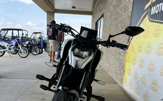 2025 CFMOTO NK 300