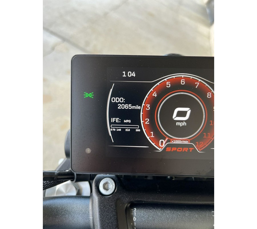 2025 CFMOTO NK 300