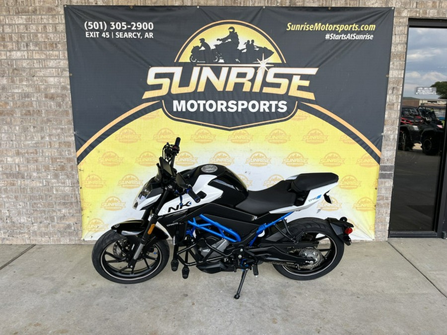2025 CFMOTO NK 300
