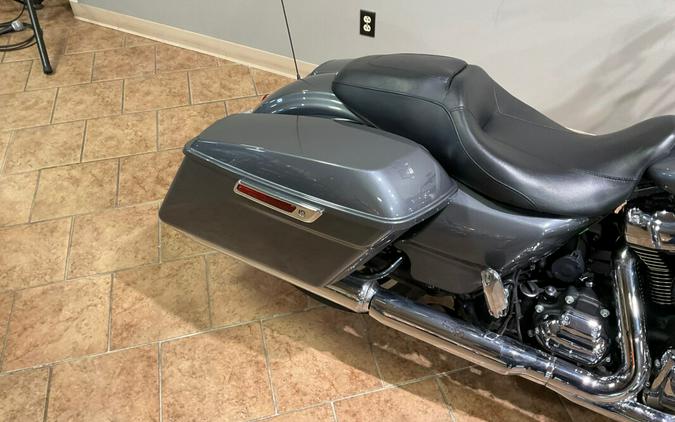 2021 Harley-Davidson Road Glide Gauntlet Gray Metallic FLTRX