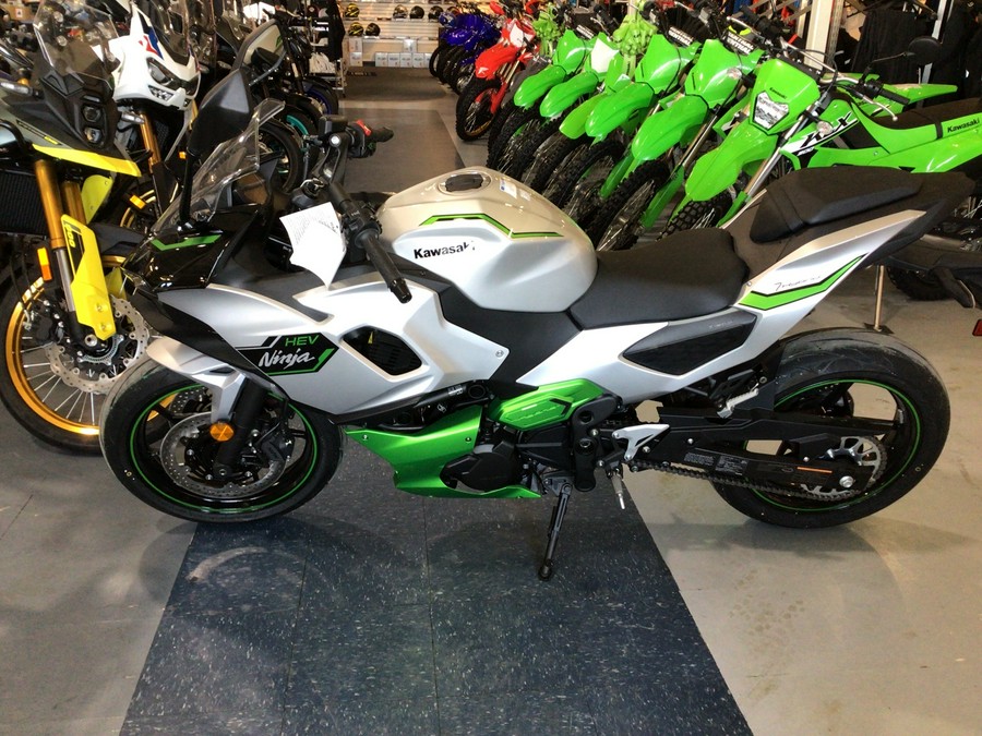 2024 Kawasaki Ninja 7 Hybrid ABS
