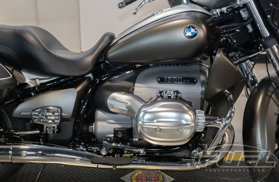 2022 BMW R 18 Transcontinental Manhattan Metallic Matte