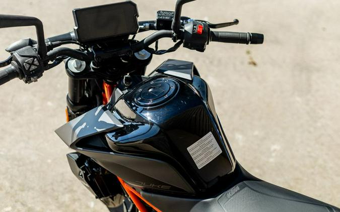 Used 2023 KTM Duke 390