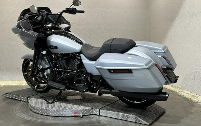 Harley-Davidson Road Glide™ 2024 FLTRX 84476781 ATLAS SLV MTLIC