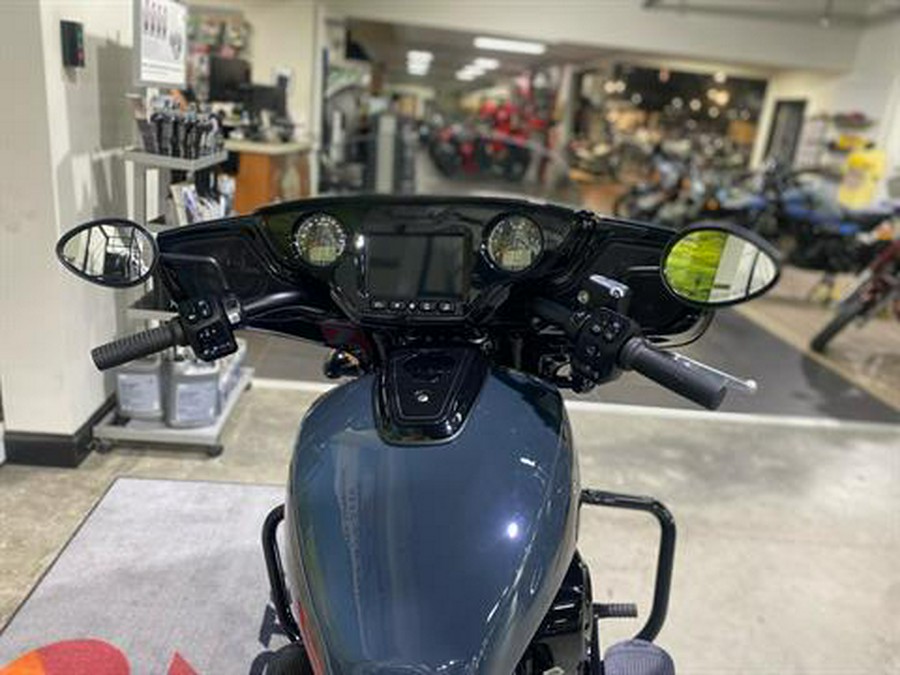 2025 Indian Motorcycle Chieftain® PowerPlus Dark Horse