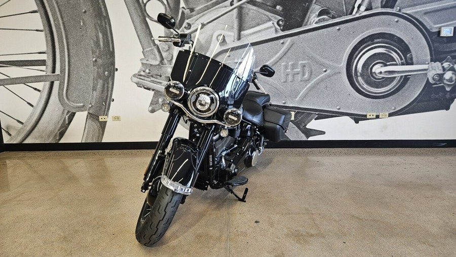 FLHC 2025 Heritage Classic