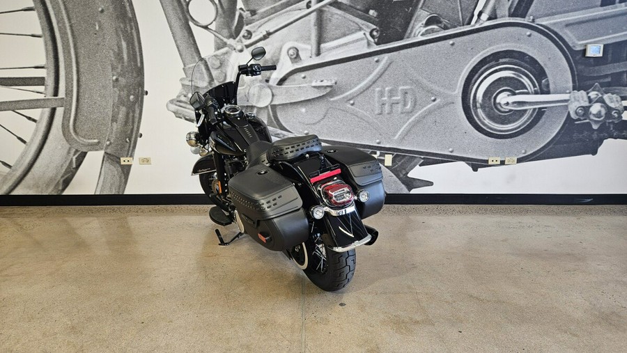 FLHC 2025 Heritage Classic