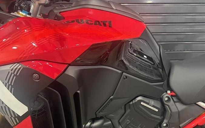2026 Ducati Multistrada V4 Pikes Peak