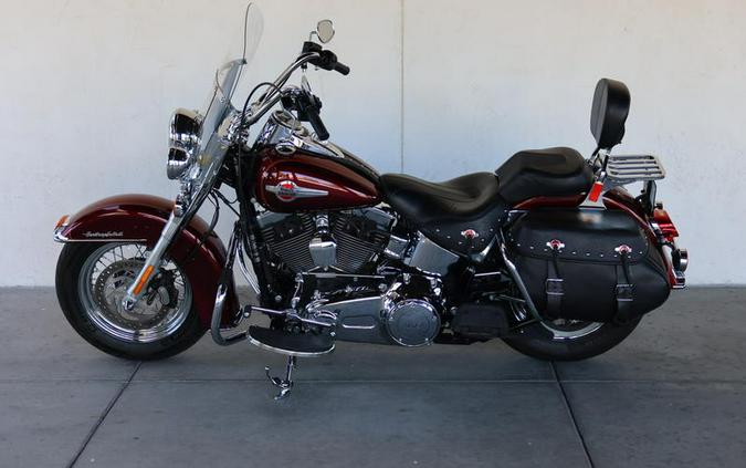 2017 Harley-Davidson® FLSTC - Heritage Softail® Classic