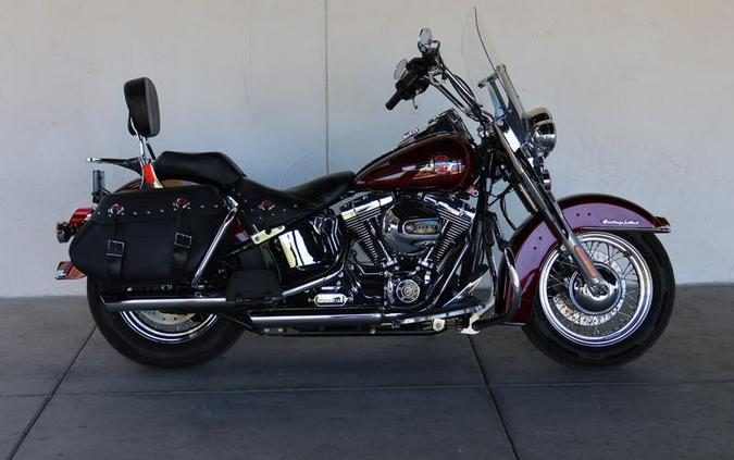 2017 Harley-Davidson® FLSTC - Heritage Softail® Classic