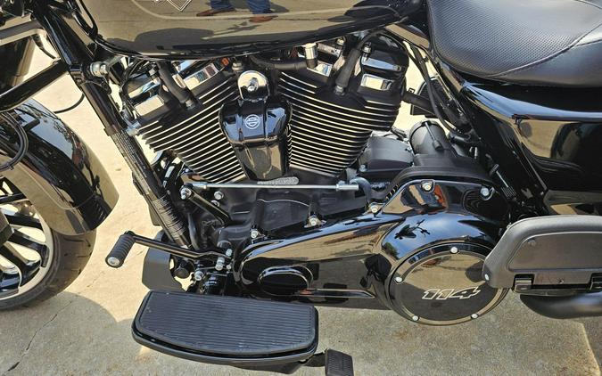 FLTRT 2023 Road Glide 3
