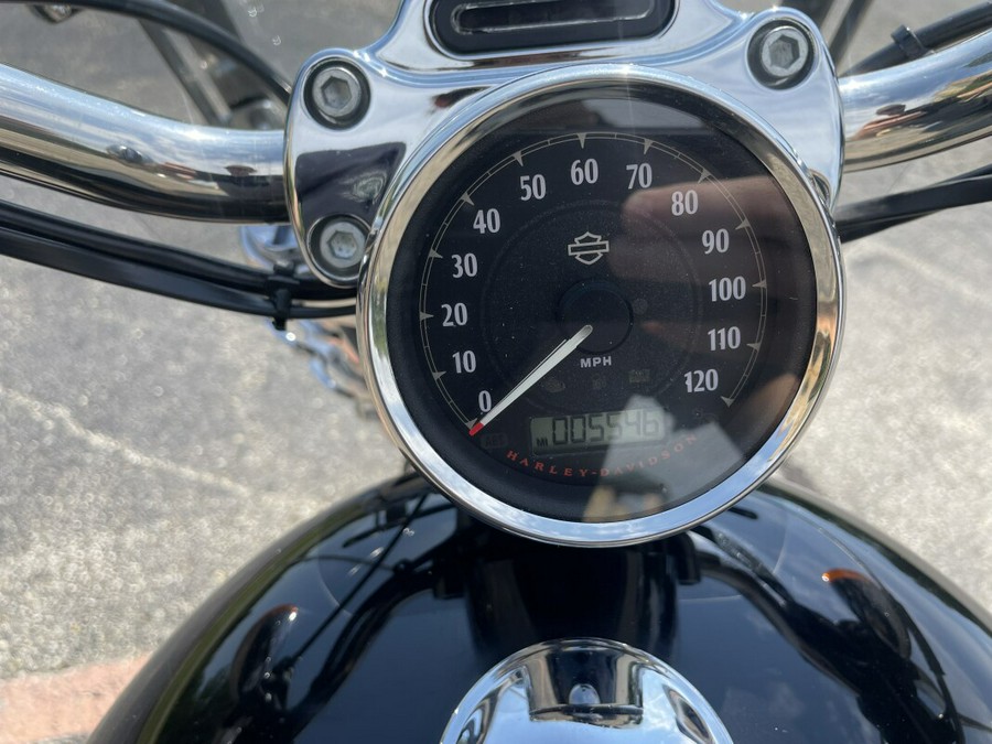 2016 Sportster 1200 Custom Vivid Black