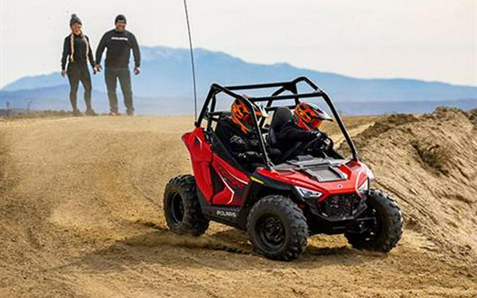 2025 Polaris RZR 200 EFI