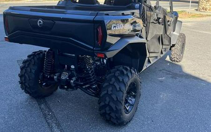 2025 Can-Am® Commander MAX XT 700