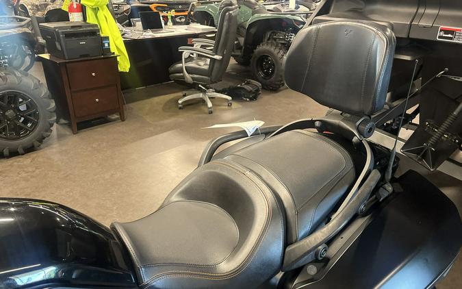 2017 Can-Am® Spyder® F3-T 6-Speed Manual (SM6)