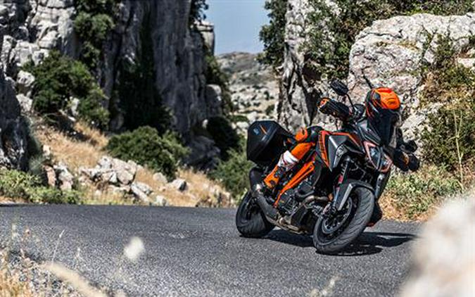 2019 KTM 1290 Super Duke GT