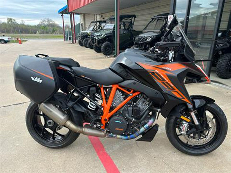 2019 KTM 1290 Super Duke GT