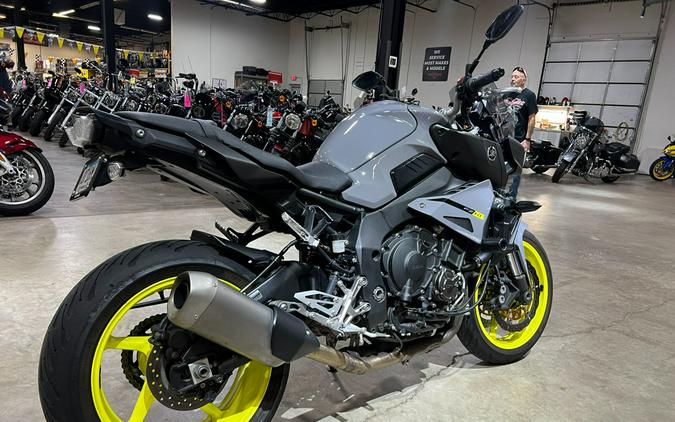 2017 Yamaha FZ 10