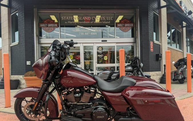 2020 Harley-Davidson® Street Glide® Special Billiard Burgundy