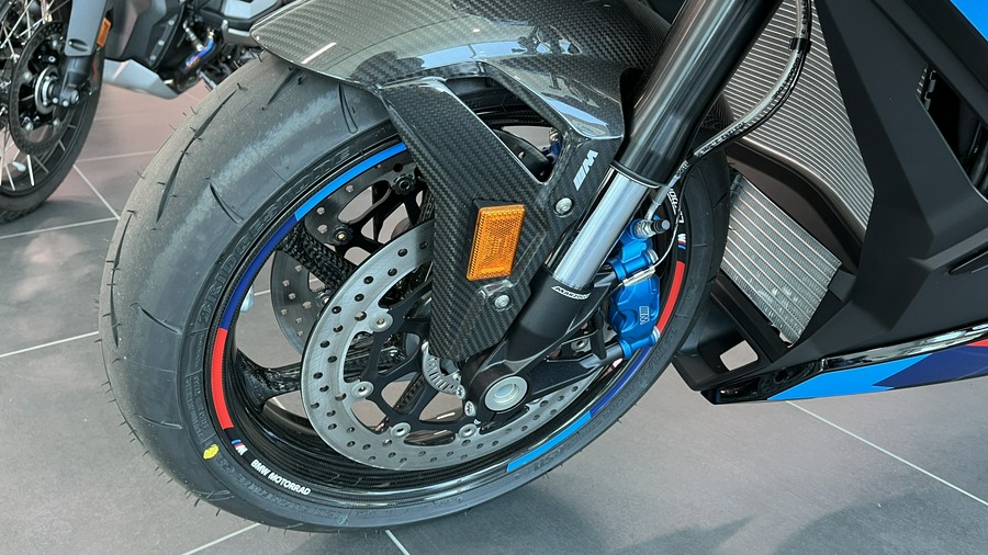 2024 BMW M 1000 R