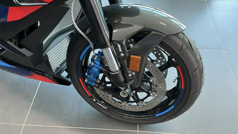 2024 BMW M 1000 R