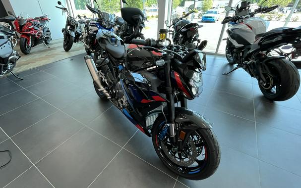 2024 BMW M 1000 R