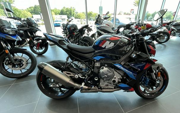 2024 BMW M 1000 R