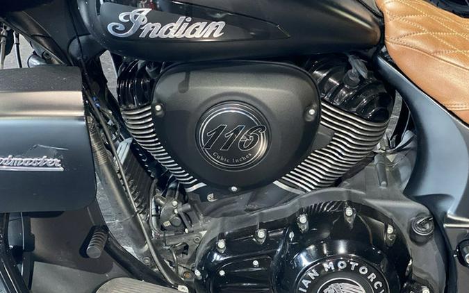 2021 Indian Roadmaster Dark Horse Thunder Black Smoke