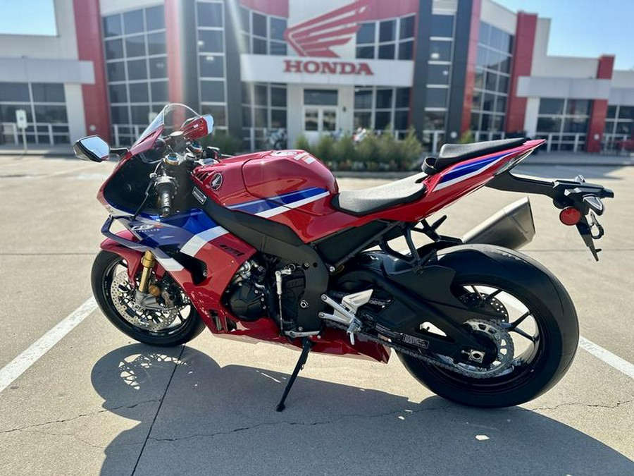2025 Honda® CBR1000RR-R Fireblade SP