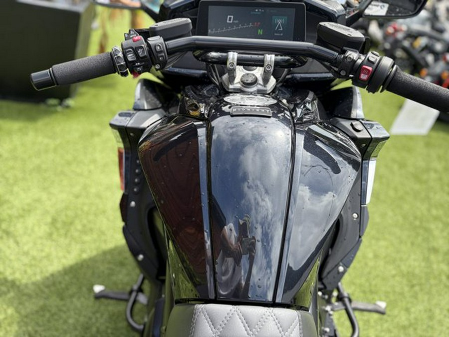 2023 BMW K1600 B