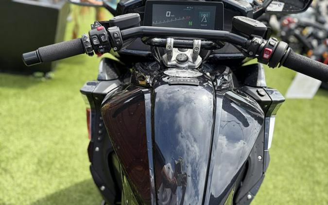 2023 BMW K1600 B