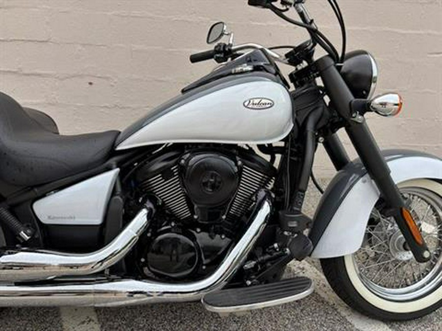 2021 Kawasaki Vulcan 900 Classic