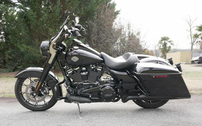 2025 Harley-Davidson® FLHRXS - Road King® Special