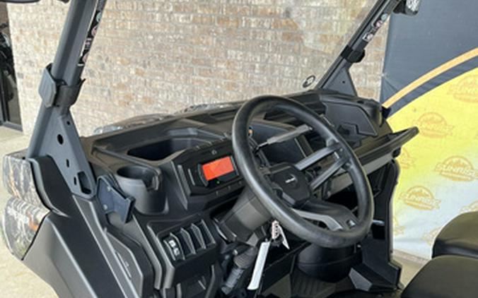 2025 Can-Am Defender MAX DPS HD7