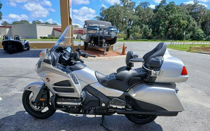 2016 Honda Gold Wing Audio / Comfort