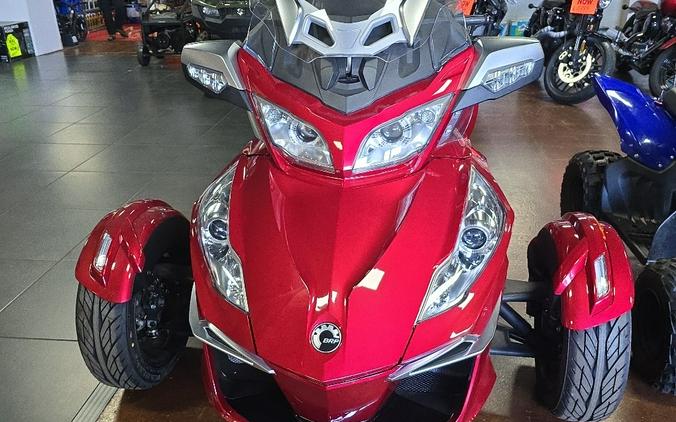 2015 Can-Am SPYDER RT-S