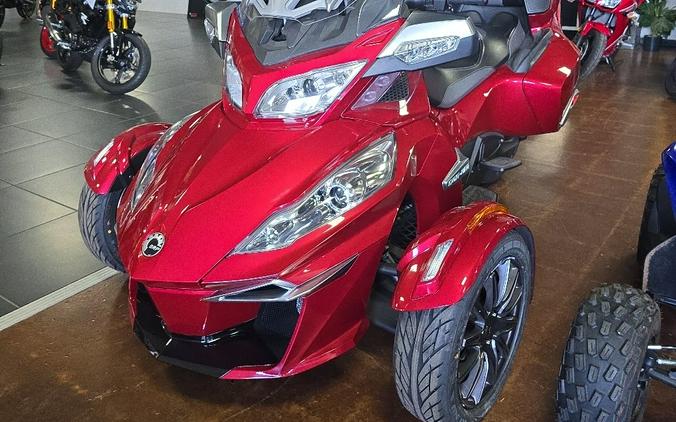 2015 Can-Am SPYDER RT-S